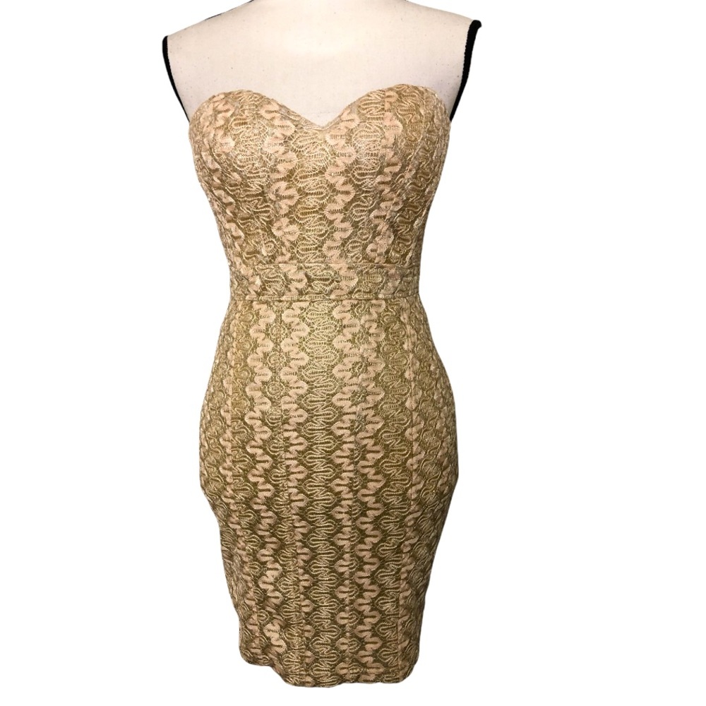 NWT Forever 21  strapless dress